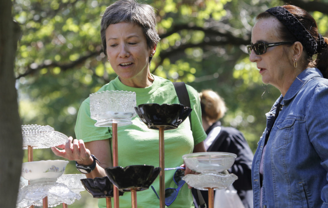 Photo gallery Fall Arts & Crafts Festival News, Sports, Jobs Lawrence JournalWorld news